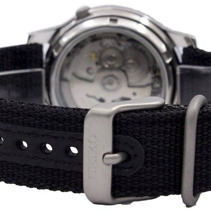 Orologio da uomo automatico Seiko 5 con quadrante nero militare ricondizionato SNK809K2