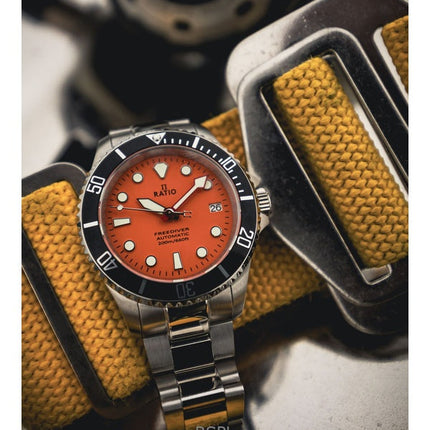 Orologio da uomo Ratio FreeDiver Sapphire in acciaio inossidabile con quadrante arancione, automatico RTF045 200M, ricondizionato