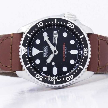 Orologio da uomo con cinturino in pelle Seiko Automatic Diver SKX007J1-NS1 200M