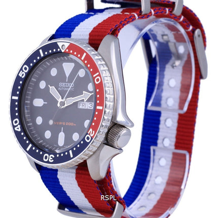 Seiko Automatic Diver&#39;s Orologio da uomo in poliestere SKX009K1-var-NATO25 200M