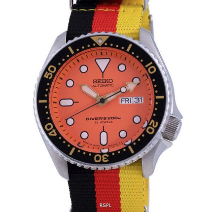 Orologio da uomo in poliestere SKX011J1-var-NATO26 200M di Seiko Automatic Diver&#39;s Japan Made