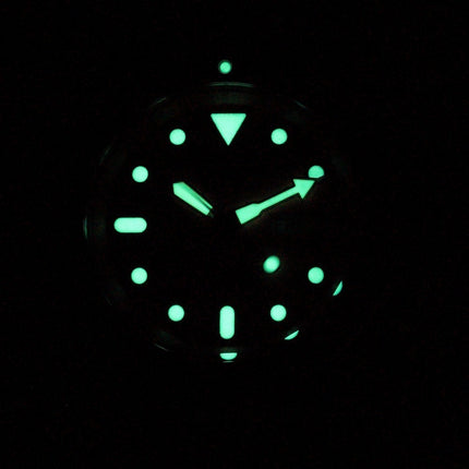 Orologio da uomo in poliestere SKX011J1-var-NATO28 200M di Seiko Automatic Diver&#39;s Japan Made