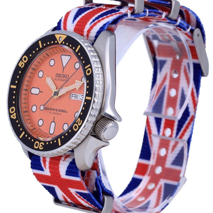 Orologio da uomo in poliestere SKX011J1-var-NATO28 200M di Seiko Automatic Diver&#39;s Japan Made
