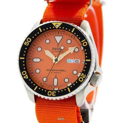 Orologio da uomo Seiko Automatic Diver 200M NATO con cinturino SKX011J1-NATO7