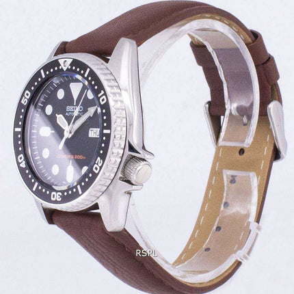 Orologio da uomo Seiko Automatic SKX013K1-MS7 Diver's 200M Brown Leather Strap