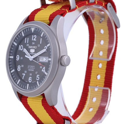 Orologio da uomo Seiko 5 Sports militare automatico in poliestere SNZG09K1-var-NATO29 100M