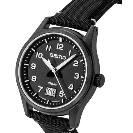 Orologio da uomo Seiko Classic con cinturino in nylon e quadrante nero al quarzo SUR571P1 100M