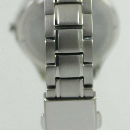 Orologio da donna Seiko Solar Titanium 100M SUT201P1 SUT201P
