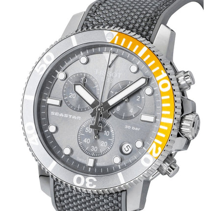 Orologio da uomo Tissot Seastar 1000 Cronografo con cinturino in tessuto, quadrante nero, movimento al quarzo subacqueo T120.417.17.081.01, impermeabile fino a 300 metri.