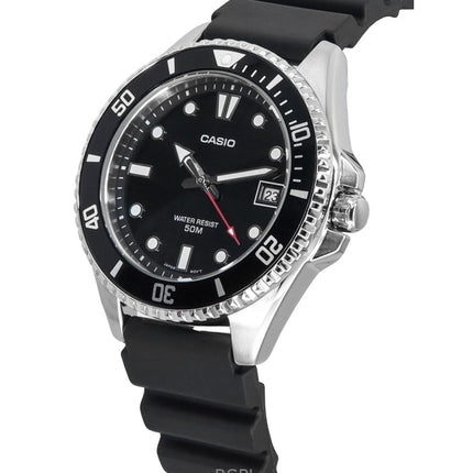 Orologio da uomo Casio Standard Analogico con cinturino in resina e quadrante nero al quarzo MDV-10-1A1 ricondizionato