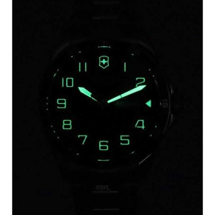 Orologio da uomo Victorinox Swiss Army FieldForce in acciaio inossidabile quadrante nero al quarzo 241849 100M
