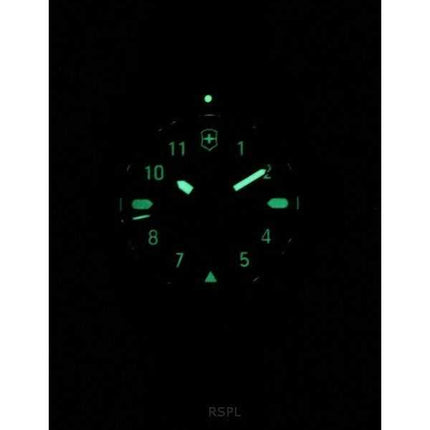 Orologio da uomo Victorinox Swiss Army Journey 1884 cinturino in gomma quadrante nero al quarzo 241982 200M