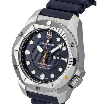 Orologio da uomo Victorinox Dive Pro con cinturino in gomma e quadrante blu opaco, automatico, subacqueo, 241995, 300 m
