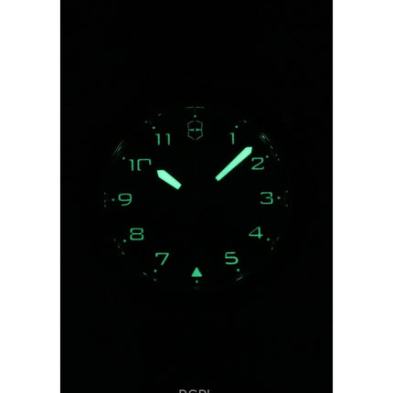 Orologio da uomo Victorinox Swiss Army Cronografo con cinturino in pelle e quadrante nero al quarzo 242046 100M