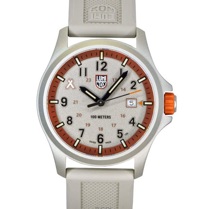 Orologio da uomo Luminox Bear Grylls Survival Land con cinturino in gomma e quadrante beige al quarzo XB.3717 100M