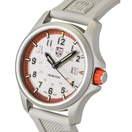 Orologio da uomo Luminox Bear Grylls Survival Land con cinturino in gomma e quadrante beige al quarzo XB.3717 100M