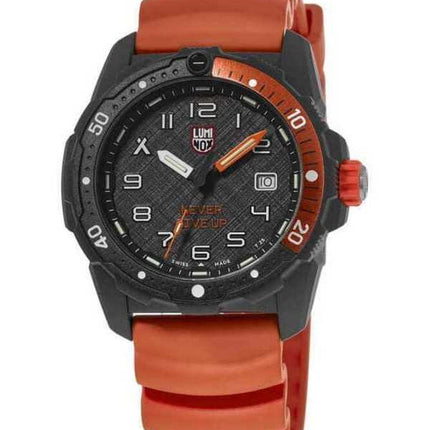 Orologio da uomo Luminox Bear Grylls Survival Never Give Up in edizione limitata quadrante nero al quarzo Diver XB.3729.NGU 200M