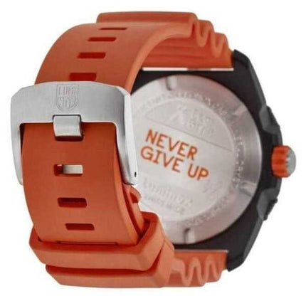 Orologio da uomo Luminox Bear Grylls Survival Never Give Up in edizione limitata quadrante nero al quarzo Diver XB.3729.NGU 200M