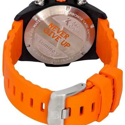 Luminox Bear Grylls Survival Master Series Cronografo svizzero al quarzo Diver&#39;s XB.3749 300M Orologio da uomo con bussola