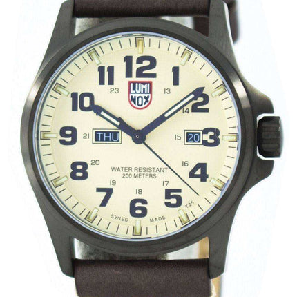 Luminox Land Atacama Field Day Date 1920 Series Swiss Quartz 200M XL.1927 Orologio da uomo
