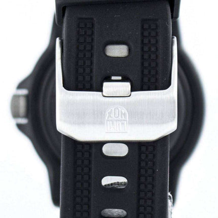 Orologio da uomo Luminox Black OPS Carbon 8800 Series Swiss Made 200M XL.8815