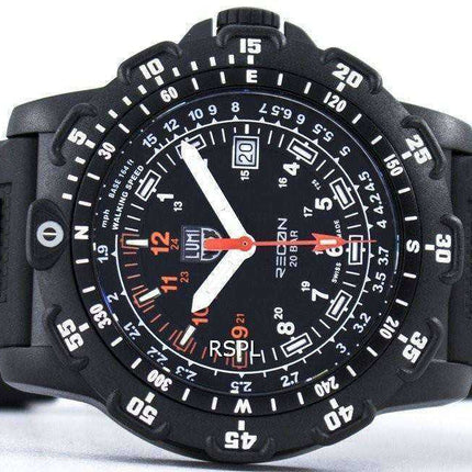 Orologio da uomo Luminox Recon Point Man serie 8820 Swiss Made 200M XL.8822.MI
