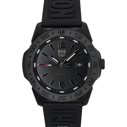 Orologio da uomo Luminox Pacific Diver con cinturino in gomma e quadrante nero al quarzo XS.3121.BO.1 200M
