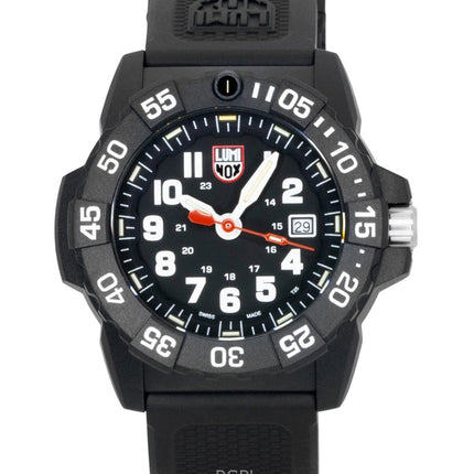 Orologio da uomo Luminox Navy Seal con cinturino in gomma e quadrante nero, al quarzo, subacqueo XS.3501.F 200M