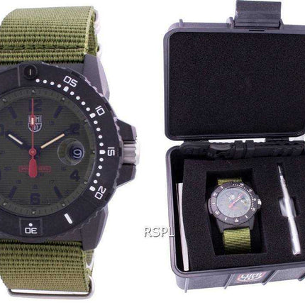 Orologio da uomo Luminox Navy Seal XS.3617.SET al quarzo 200M