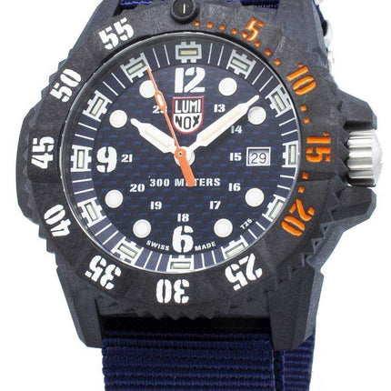 Orologio da uomo Luminox Master Carbon Seal XS.3803.C Quartz 300M