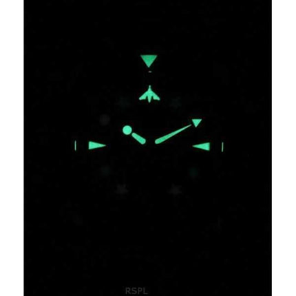 Orologio da uomo Gucci Dive in acciaio inossidabile con quadrante nero al quarzo, subacqueo YA136221 200M